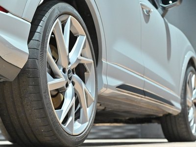 2022 AUDI RS Q3 缩略图 17