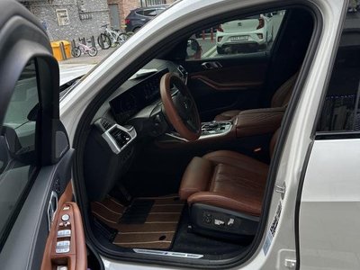2025 BMW X7 照片 6