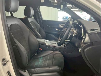 MERCEDES-BENZ GLC - 7