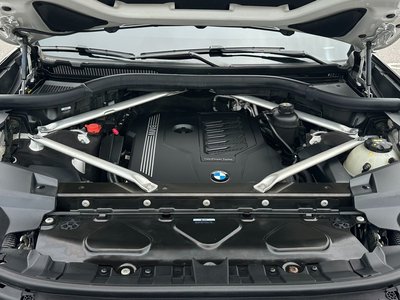 BMW X7 - 7