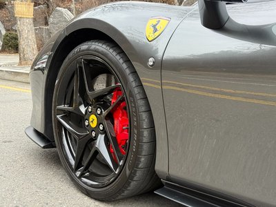 FERRARI F8 SPIDER - 6