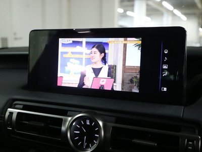 2021 Lexus IS — миниатюра 29