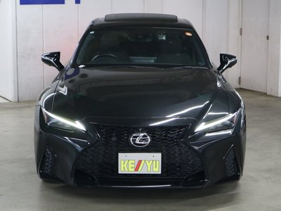 LEXUS IS - 9