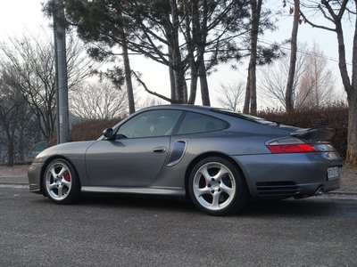 PORSCHE 911 - 9