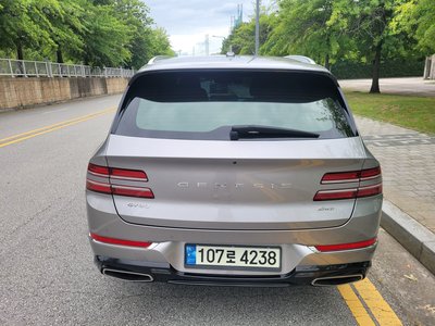 صورة 3 لـ 2022 Genesis GV80