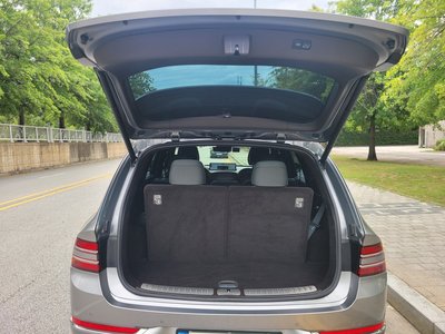 صورة 4 لـ 2022 Genesis GV80