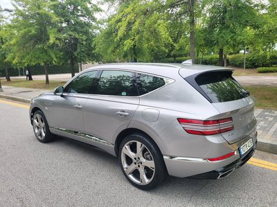 صورة 2 لـ 2022 Genesis GV80