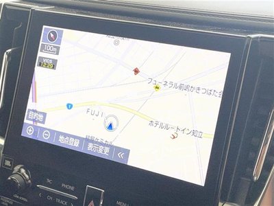 TOYOTA ALPHARD - 3
