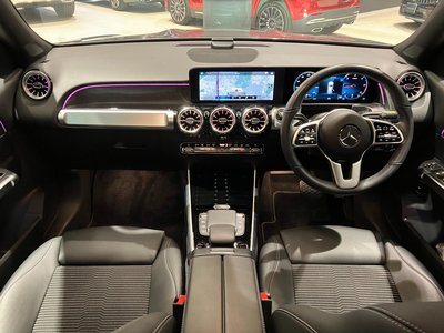 MERCEDES-BENZ GLB - 10