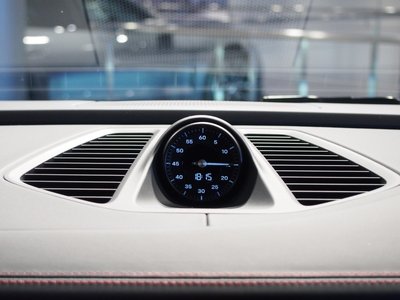 صورة مصغرة 39 لـ 2025 Porsche MACAN