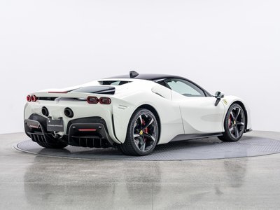 صورة مصغرة 19 لـ 2021 Ferrari SF90 STRADALE
