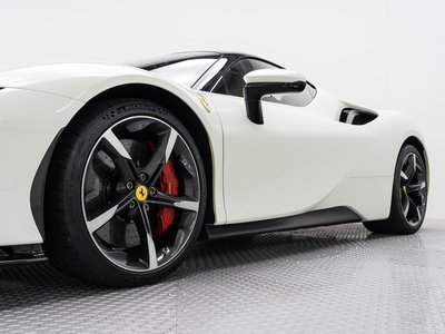 صورة مصغرة 15 لـ 2021 Ferrari SF90 STRADALE