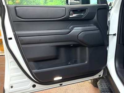 2025 Toyota LAND CRUISER 250 缩略图 50