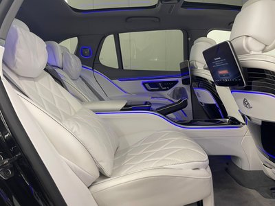 MERCEDES-BENZ EQS SUV MAYBACH - 5