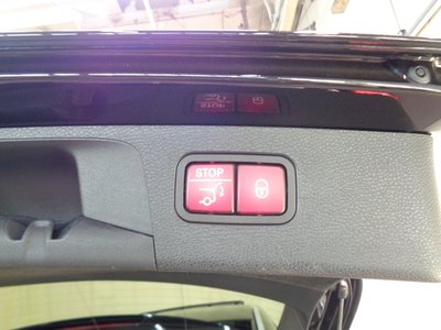 MERCEDES-BENZ E-CLASS - 7