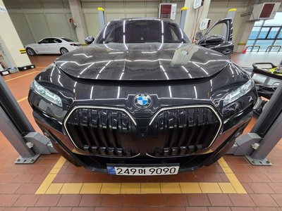 BMW 7 SERIES - 1