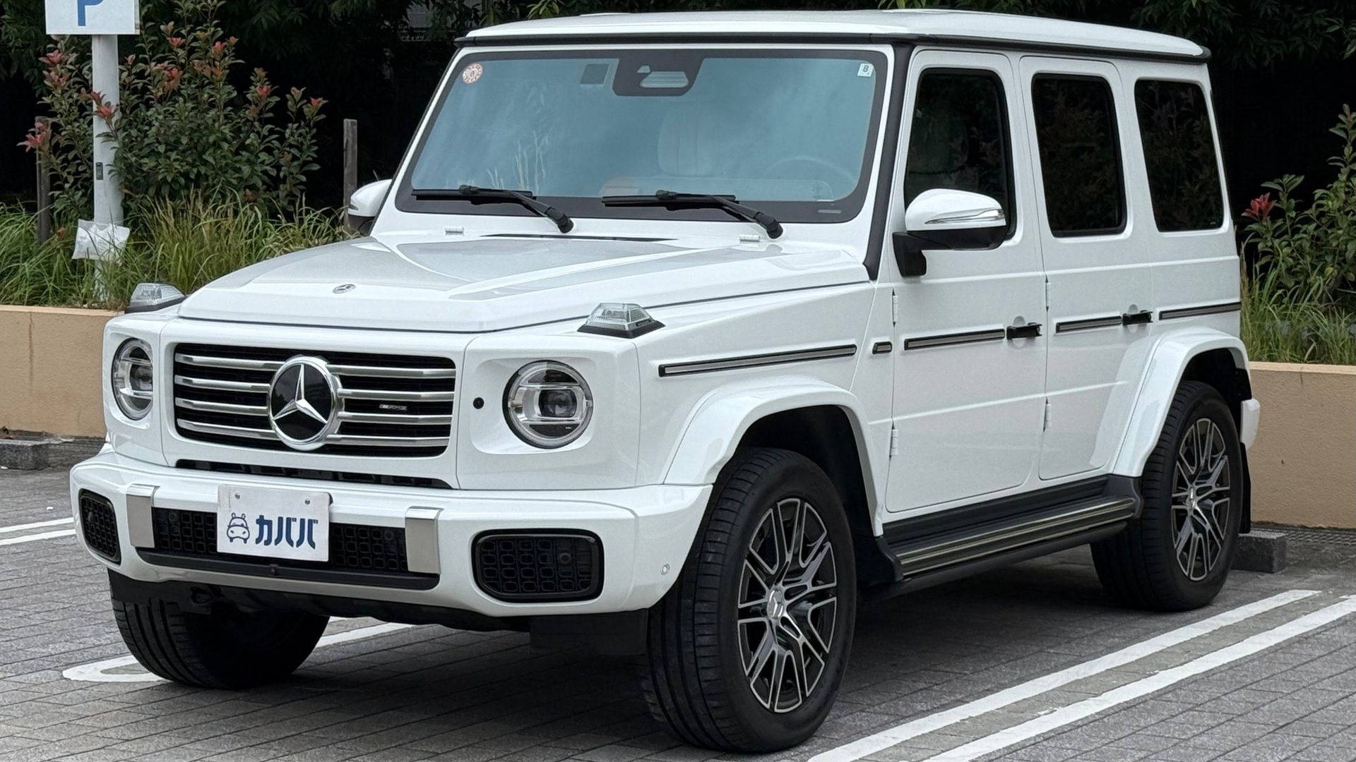 MERCEDES-BENZ G-CLASS G450D LAUNCH EDITION - View 1