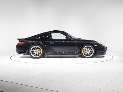 PORSCHE 911 - 8