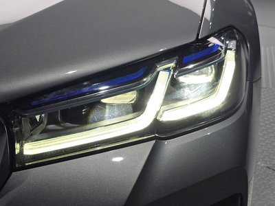 صورة 9 لـ 2023 BMW 5 SERIES