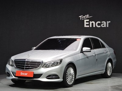 MERCEDES-BENZ E-CLASS - 1