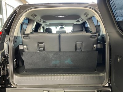 TOYOTA LAND CRUISER PRADO - 9