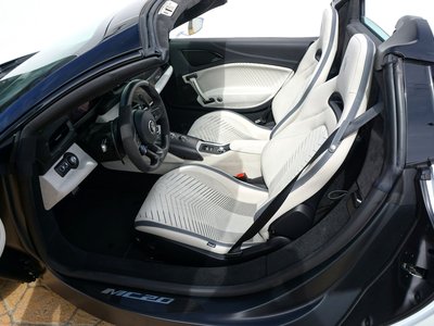 صورة مصغرة 22 لـ 2023 Maserati MC20 CIELO
