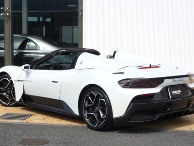 صورة مصغرة 18 لـ 2023 Maserati MC20 CIELO