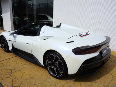 صورة مصغرة 12 لـ 2023 Maserati MC20 CIELO