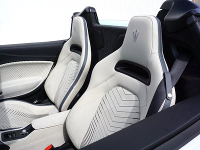 صورة مصغرة 23 لـ 2023 Maserati MC20 CIELO
