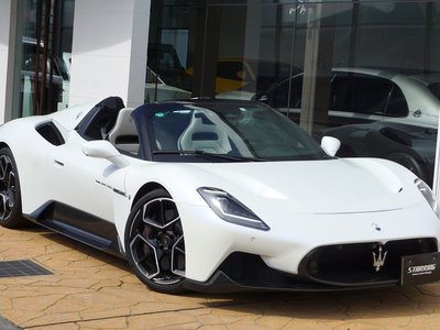 صورة مصغرة 14 لـ 2023 Maserati MC20 CIELO