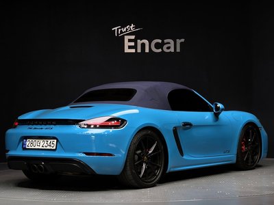 PORSCHE 718 - 4