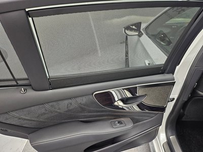صورة مصغرة 15 لـ 2022 Lexus LS