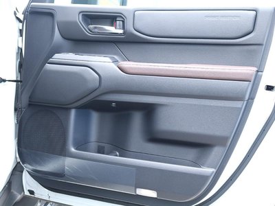 2024 Toyota LAND CRUISER 250 thumbnail 46