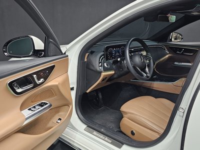 MERCEDES-BENZ E-CLASS - 10