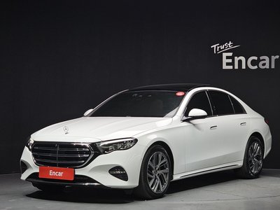 MERCEDES-BENZ E-CLASS - 1