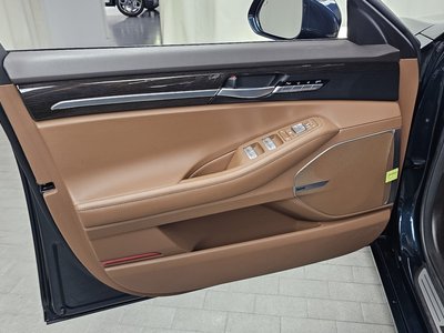 2021 Genesis G90 — миниатюра 14