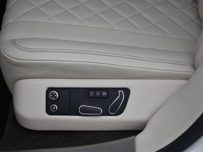 صورة مصغرة 38 لـ 2018 Bentley FLYING SPUR