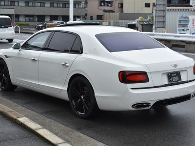 2018 Bentley FLYING SPUR photo 7