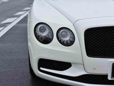 2018 Bentley FLYING SPUR photo 3