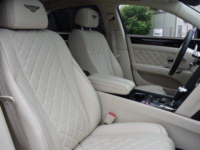 صورة مصغرة 31 لـ 2018 Bentley FLYING SPUR