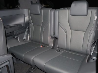 صورة 29 لـ 2025 Toyota ALPHARD