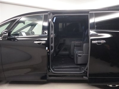 صورة 33 لـ 2025 Toyota ALPHARD
