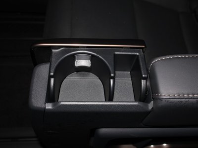 صورة 31 لـ 2025 Toyota ALPHARD