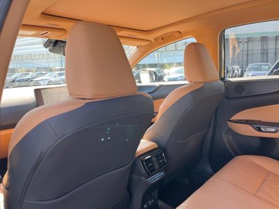 صورة مصغرة 33 لـ 2023 Lexus NX