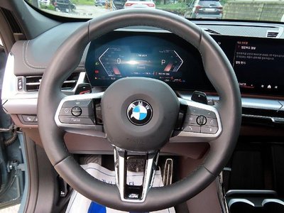 2025 BMW X1 照片 8