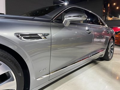 2021 Bentley FLYING SPUR — миниатюра 31