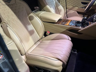 2021 Bentley FLYING SPUR — миниатюра 16