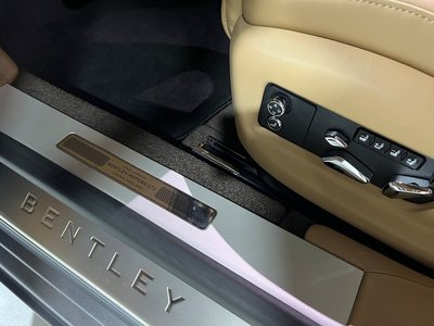 2021 Bentley FLYING SPUR 照片 9