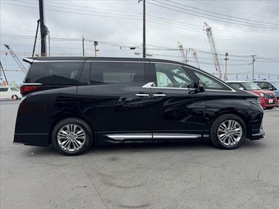 2026 Toyota ALPHARD — миниатюра 12