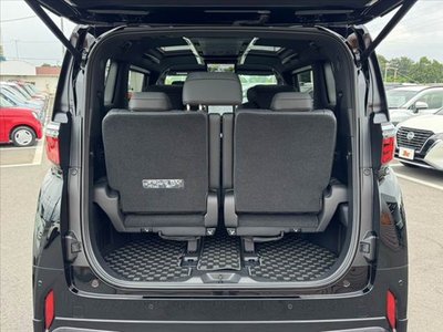 2026 Toyota ALPHARD — миниатюра 19